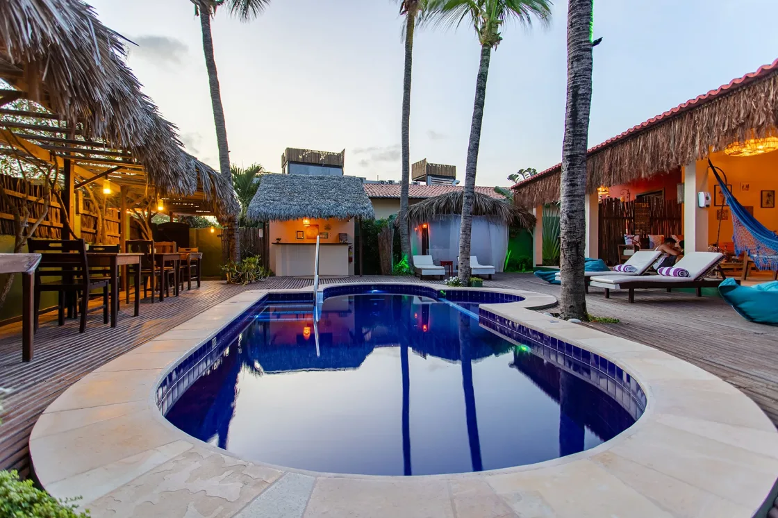 Piscina vista recepção