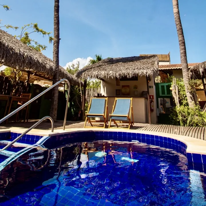 Cadeiras piscina