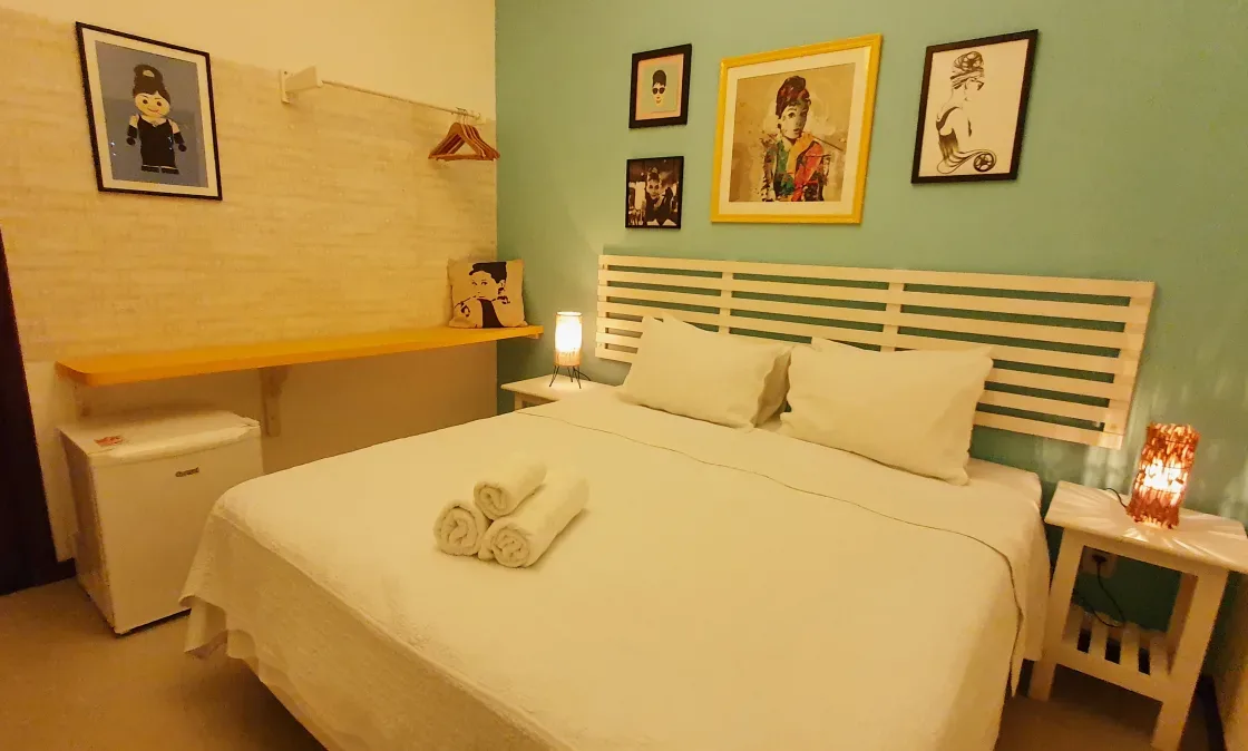 Quarto Audrey Casal